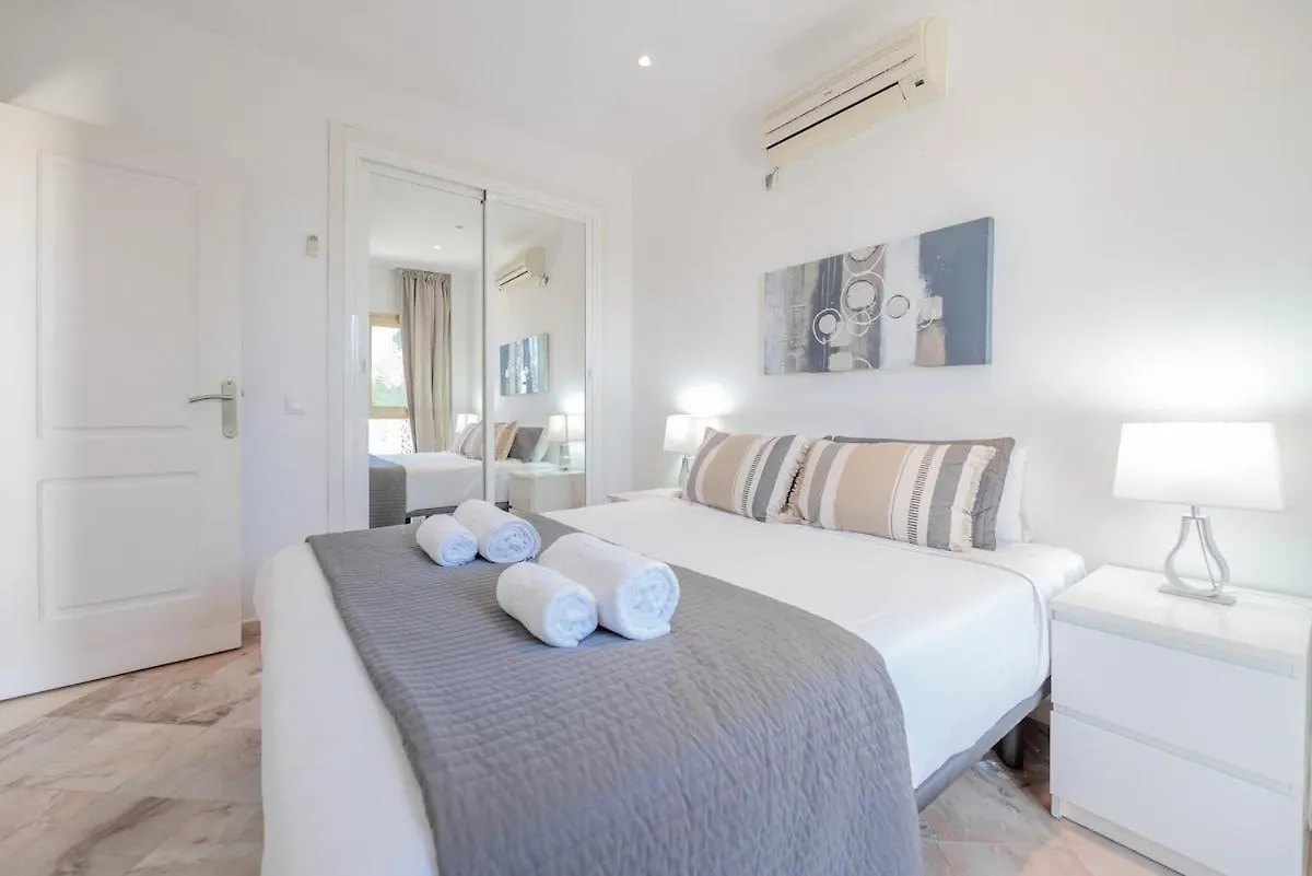 Oleholidays 805 Romana Frente Al Mar Marbella 0*,  Spanien